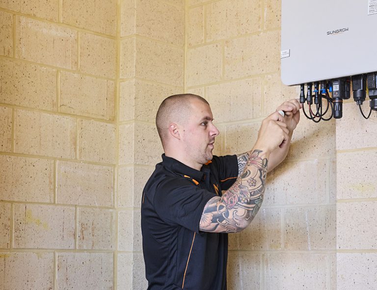 Solar Battery Sizes Compared: What 5kWh, 10kWh and 13kWh+ Actually Means for a South West Home